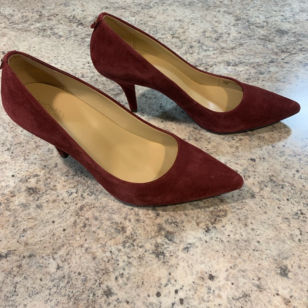 MICHAEL by Michael Kors Burgundy 3” Pumps Size 7.5